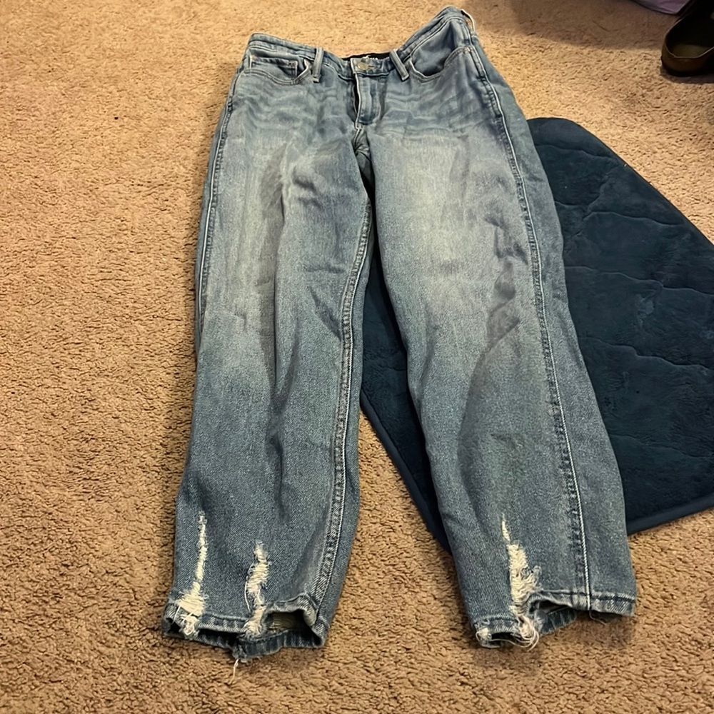 Hollister high rise‎ mom jeans 26